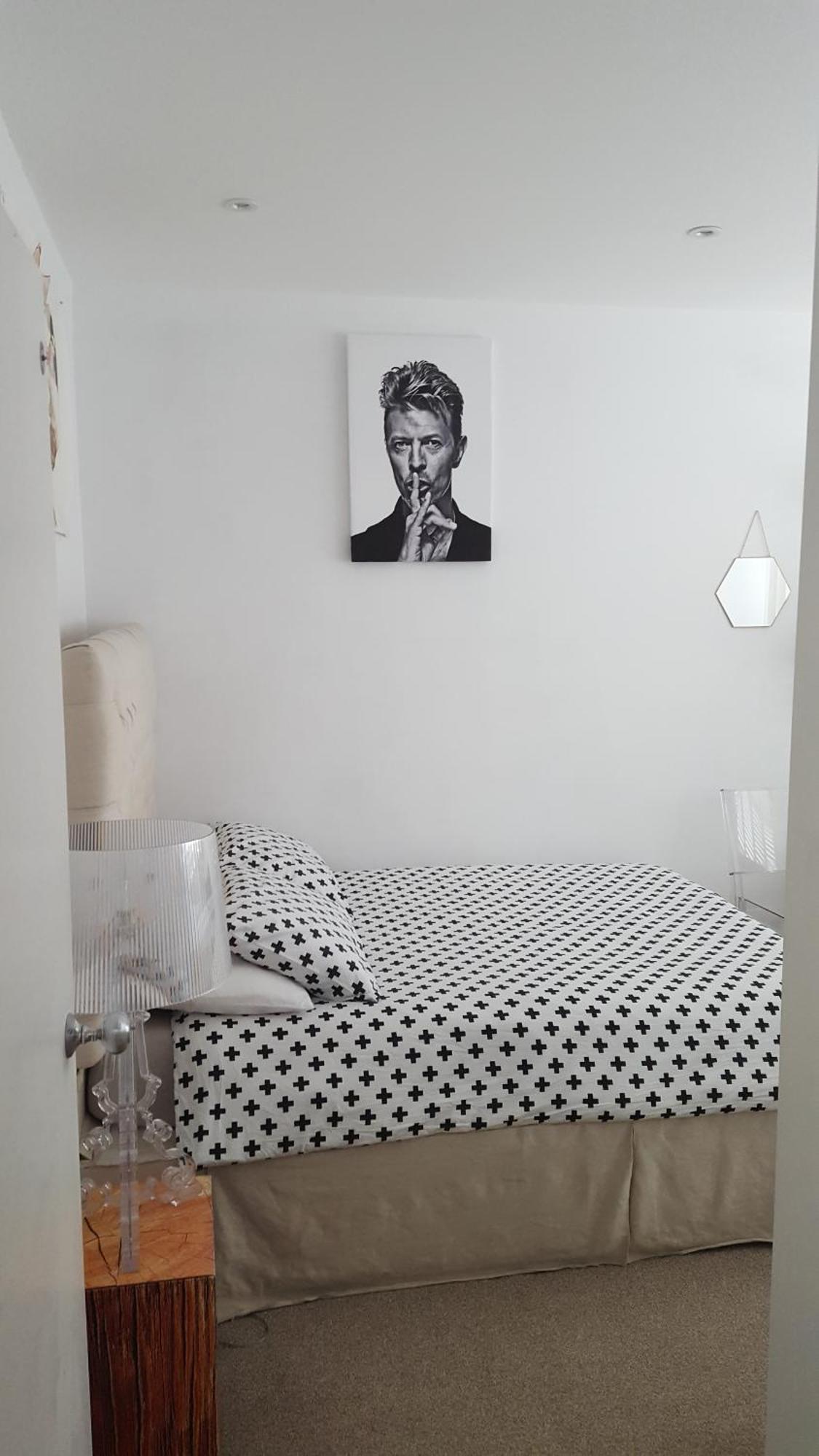 Family Home With Easy Commute To London! 크로이던 외부 사진