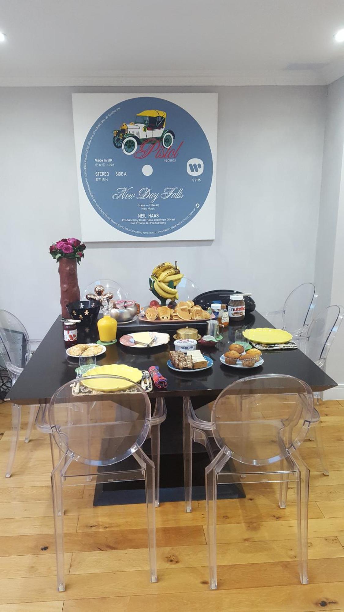 Family Home With Easy Commute To London! 크로이던 외부 사진